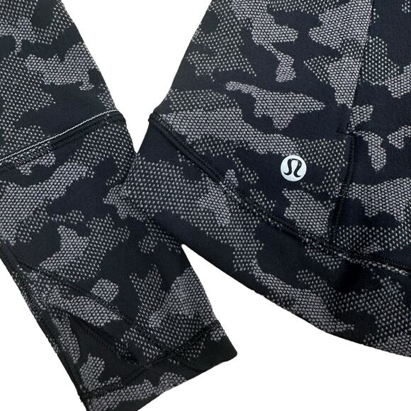 Lululemon Camo Sweatshirt Size 4  Close to Crossing Jacquard Black RULU - Picture 11 of 14